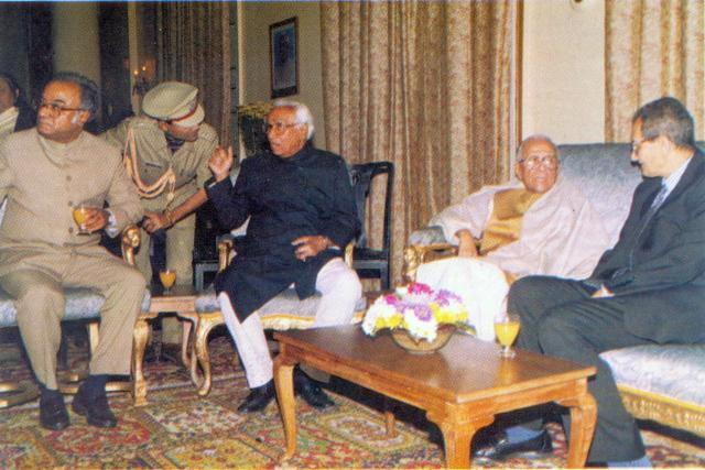 Shri Jyoti Basu with Nobel Lauriate Amartya Sen. (January, 1999)